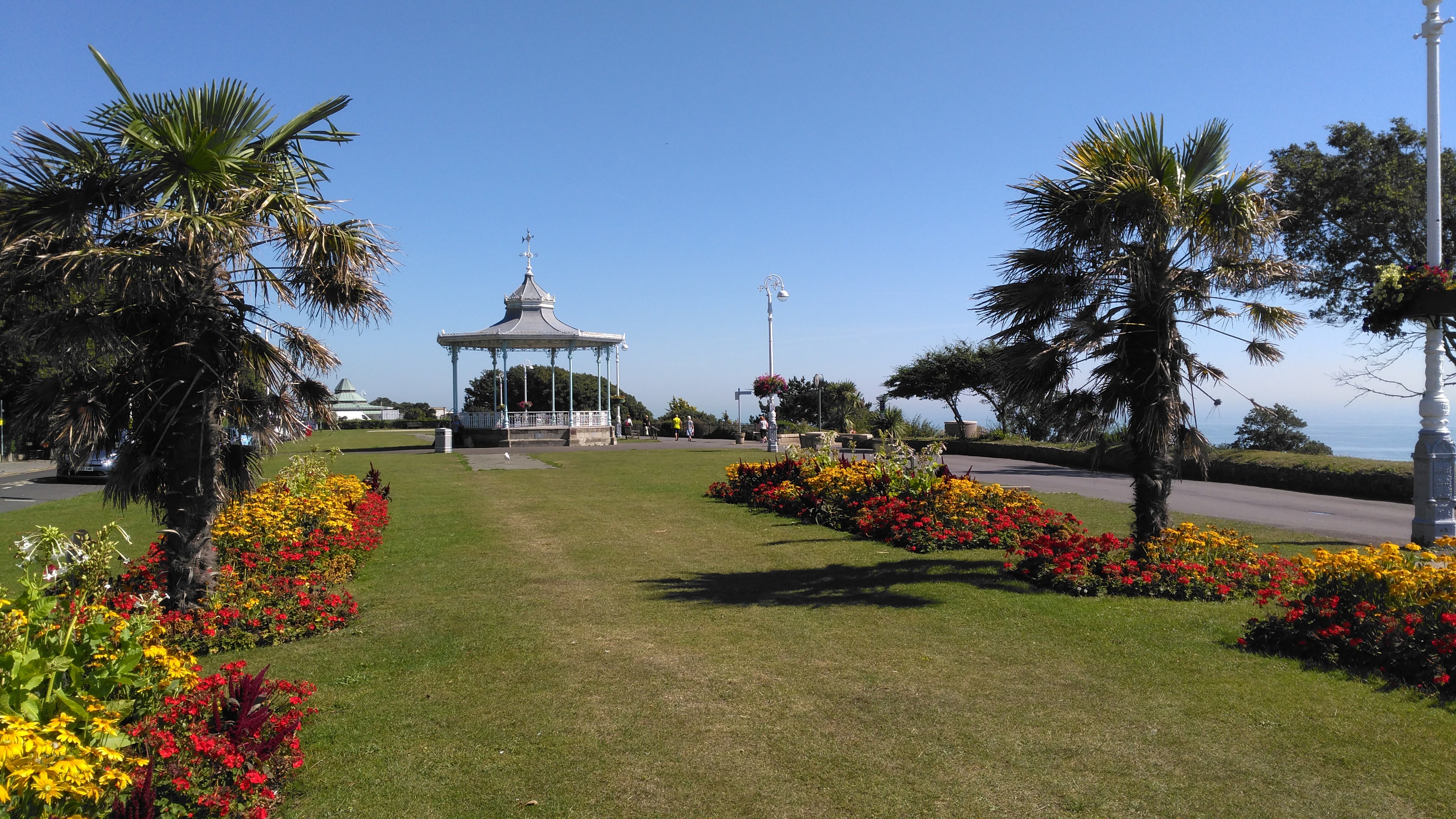 BANDSTAND.jpg