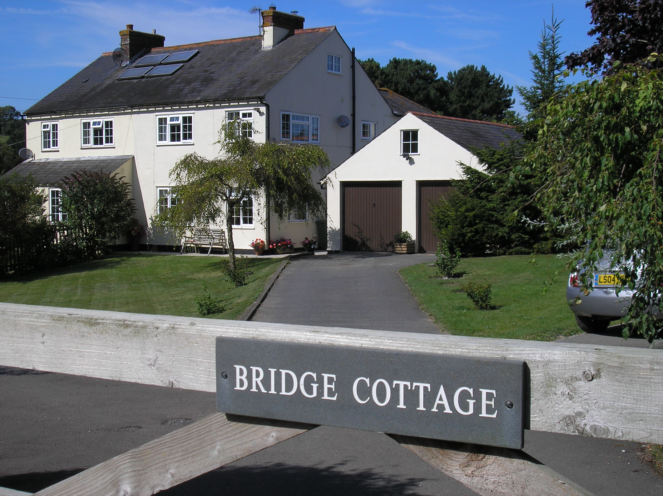 bridge-cottage-2.jpg
